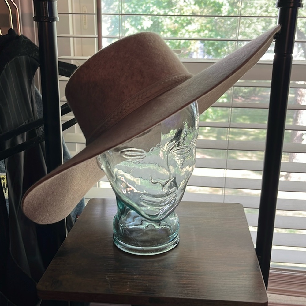 Wool hat